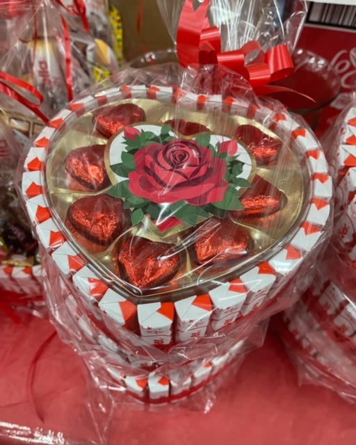 Tarta Corazón Chocolates Pequeña