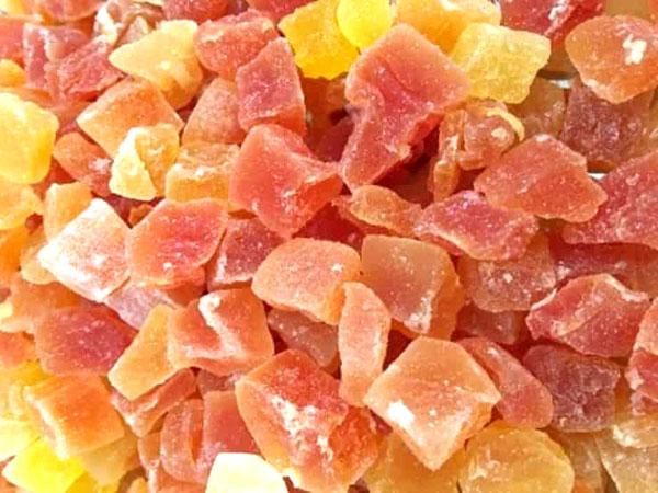 Papaya Deshidratada en Dados Bolsa de 1kg.